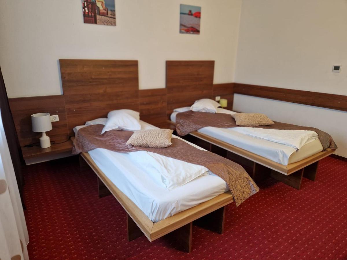Pensiunea Carpe Diem Râmnicu Vâlcea Exteriér fotografie