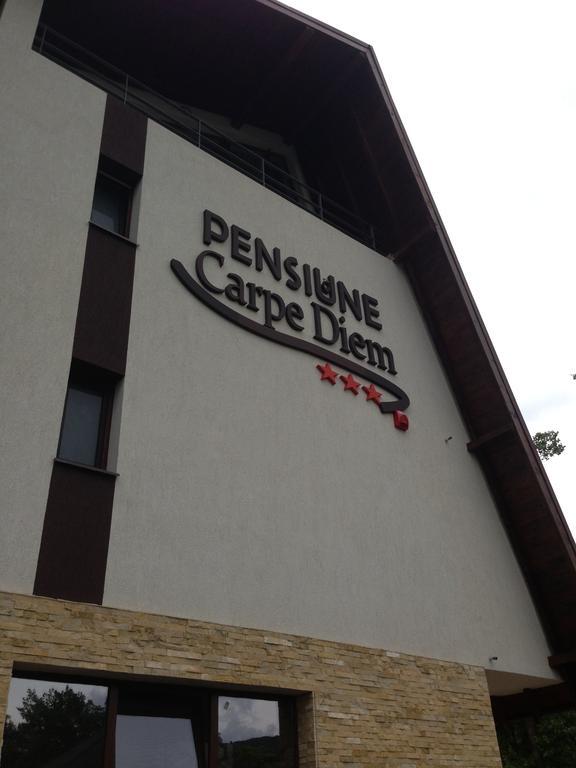 Pensiunea Carpe Diem Râmnicu Vâlcea Exteriér fotografie