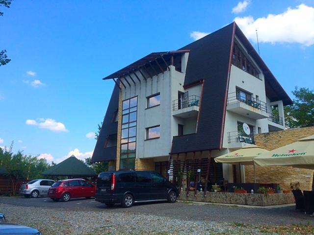 Pensiunea Carpe Diem Râmnicu Vâlcea Exteriér fotografie